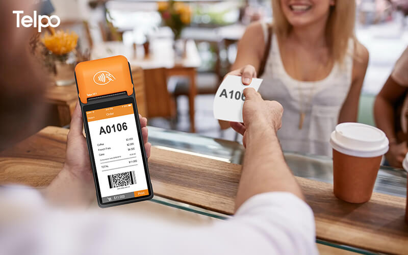handheld android pos M1 in restaurant