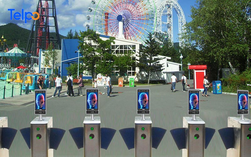theme parks face access control and ticketing device