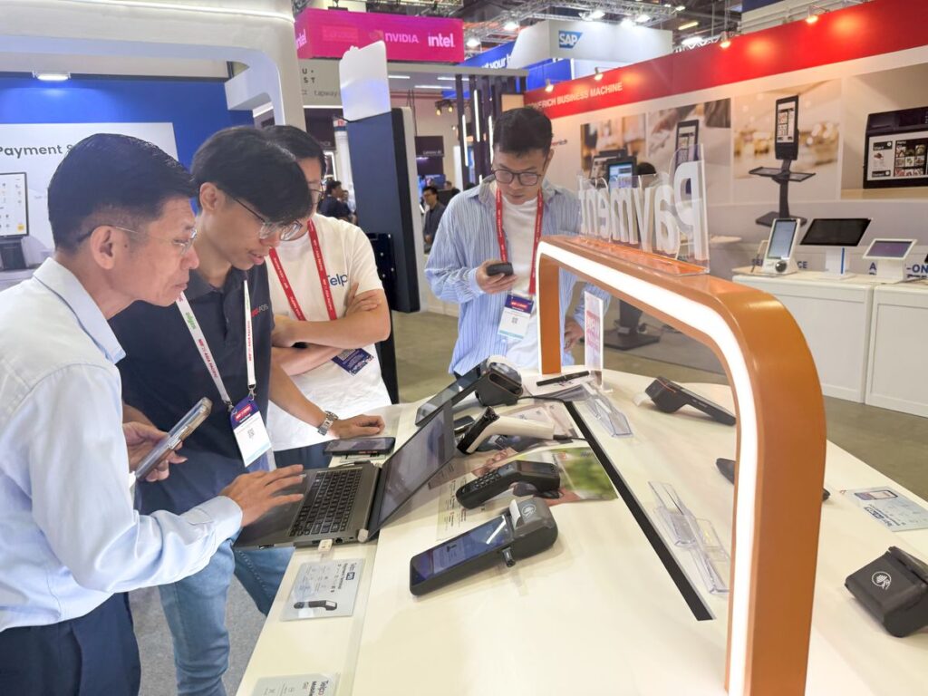 Retail payment terminal machine