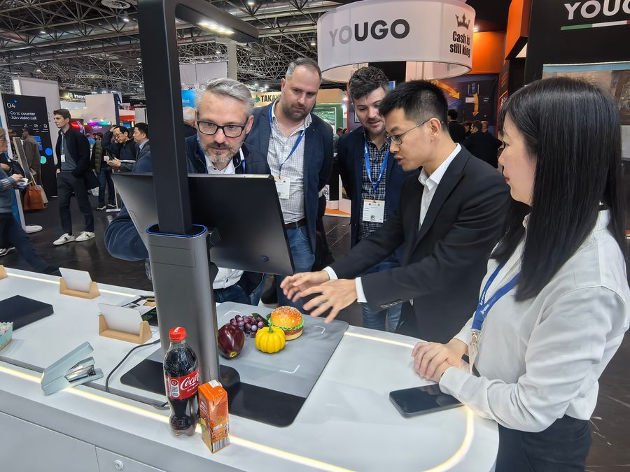 item Checkout machine Telpo C50 instant checkout machine, equipped with artificial intelligence.