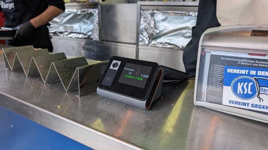 tap and go credit card reader