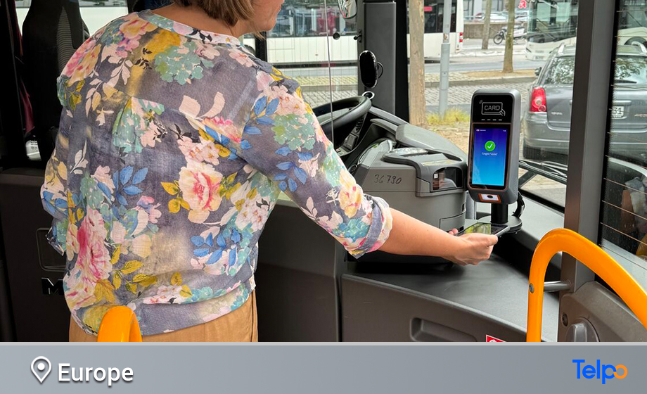 Telpo-T10-bus-card-reader-installed-on-city-bus-for-contactless-fare-payment-in-European-public-transport-network